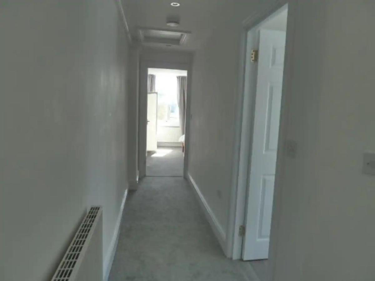 הרן ביי Top Floor Flat With Sea View מראה חיצוני תמונה