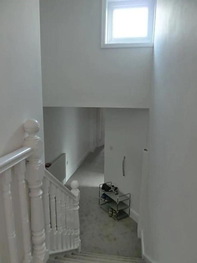 הרן ביי Top Floor Flat With Sea View מראה חיצוני תמונה