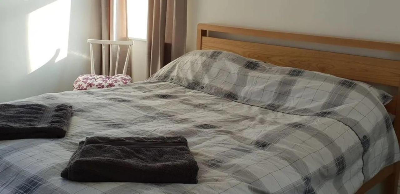 הרן ביי Top Floor Flat With Sea View מראה חיצוני תמונה